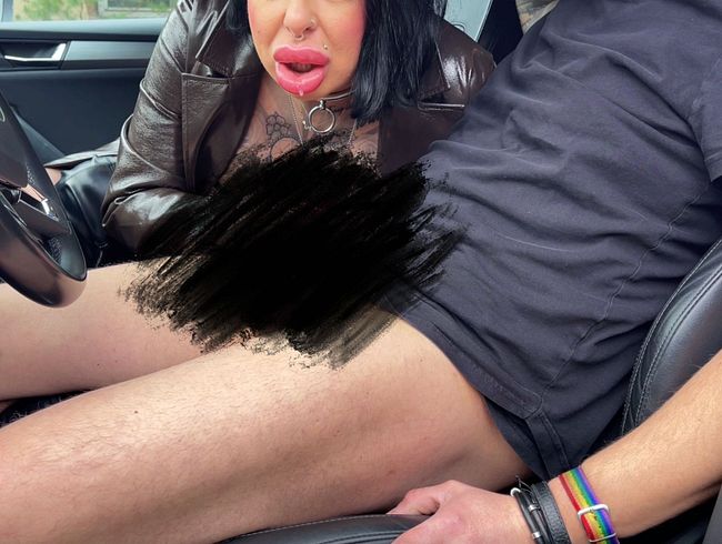 Hot Car bl*wjob mit echtem schw**z!